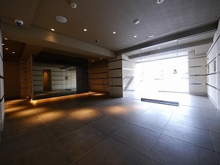 リヴシティ関内 　のエントランス