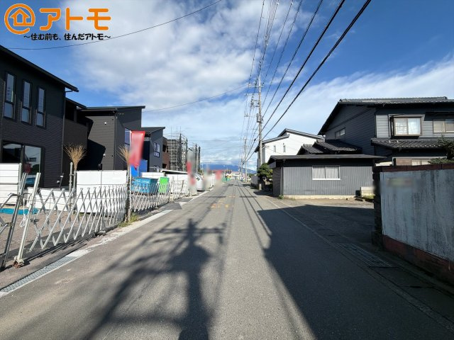 【前面道路含む現地写真】 | 富士市五貫島(富士南小)　新築戸建て　1号棟