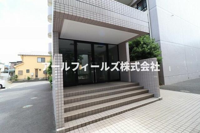 アーバンクレストのエントランス