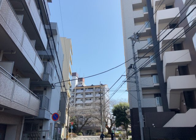 【展望】 | 日神パレステージ相模原 | 眺望の良さを楽しめるダイニングキッチンで家族団らんの時間を過ごしてはいかがでしょうか。バルコニーから見える景色を家族で眺める時間は、時間が経つのを忘れてしまいそうですね。是非、現地を見に行きましょう！