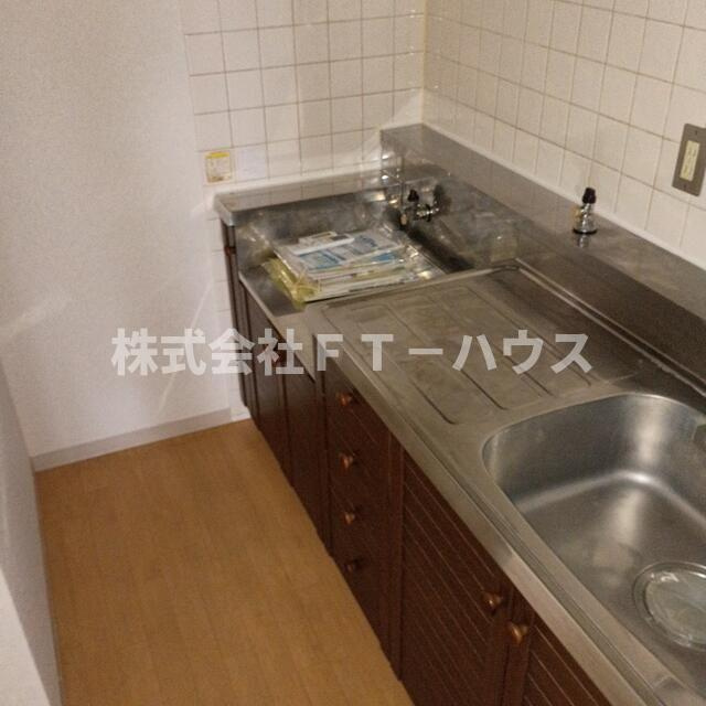 フレシールＭ２　　４０１のキッチン
