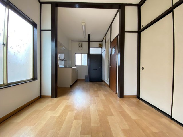 丸善マンションの洋室