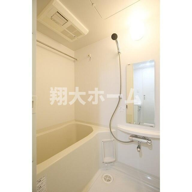 コンフォリア浅草橋ＤＥＵＸの浴室