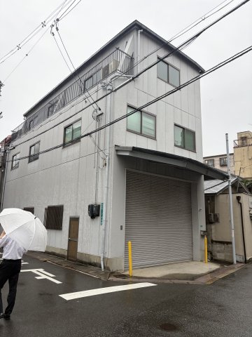 西脇山田倉庫の外観