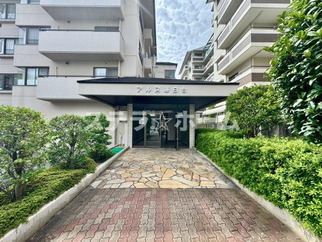 東急ドエルアルス藤白台のエントランス|清潔なエントランスです