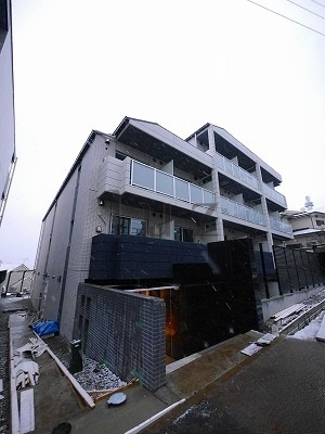 リヴシティ妙蓮寺の外観