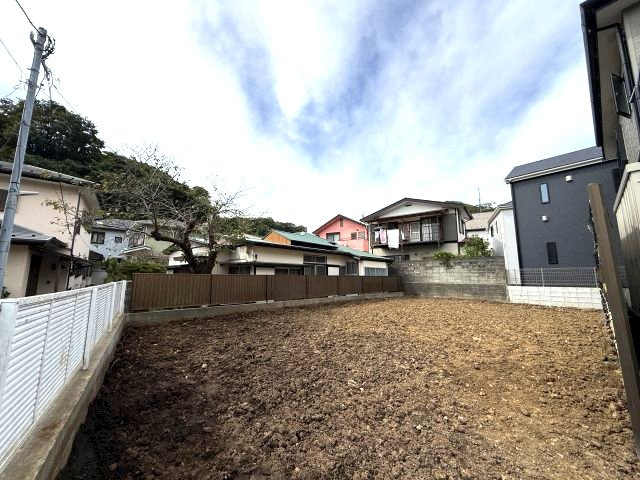 閑静な住宅地　JR横須賀線「逗子」駅徒歩圏内