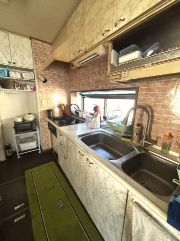 宇都宮市長岡町1259-63のキッチン