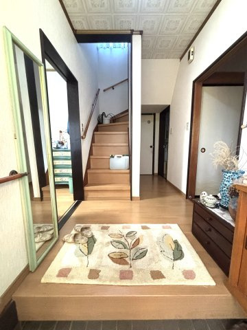 宇都宮市長岡町1259-63の玄関