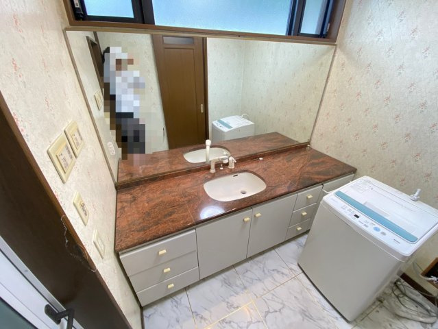 【独立洗面台】 | 加曽利町大型戸建/1045-16 | 1階☆