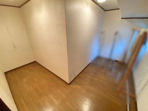 【収納】 | 加曽利町大型戸建/1045-16 | 洋室2　ウォークインクローゼット☆