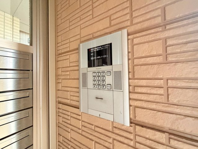 西宮市東町２丁目のアパートのセキュリティ