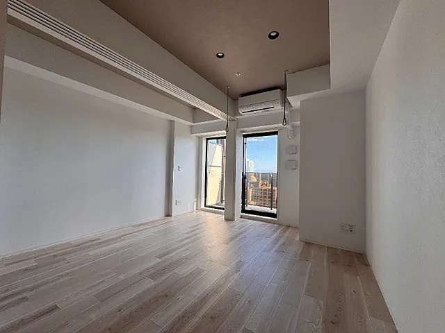 神戸市中央区国香通４丁目の賃貸マンションの居間・リビング