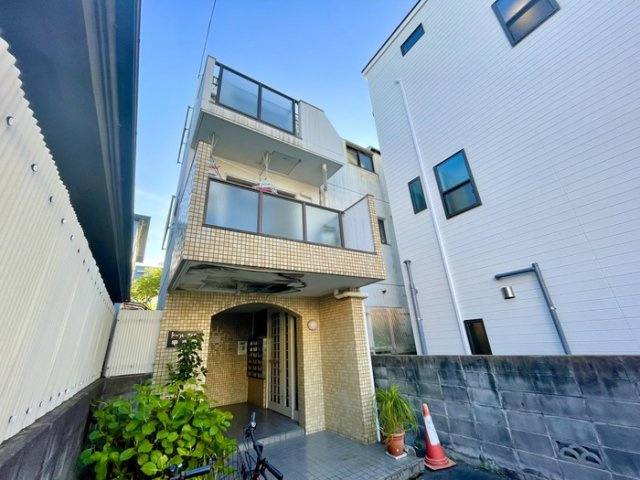 神戸市東灘区甲南町４丁目の賃貸マンションの外観