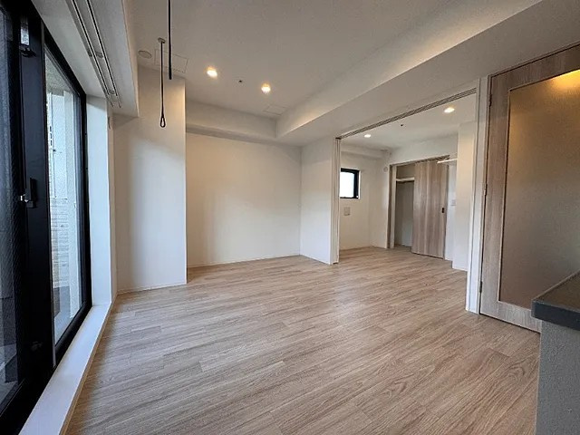 神戸市中央区国香通４丁目の賃貸マンションの居間・リビング