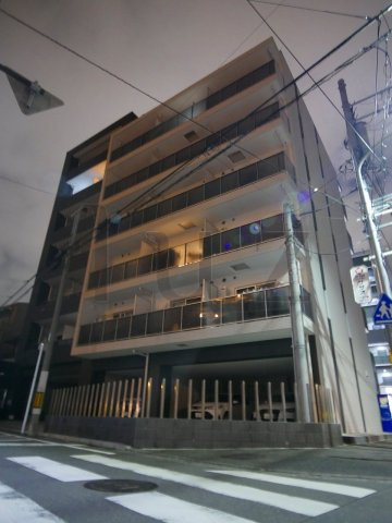 アパルトマン山手公園の外観