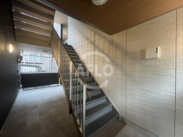 ディールーム上新庄のロビー|D-Room上新庄　ロビー