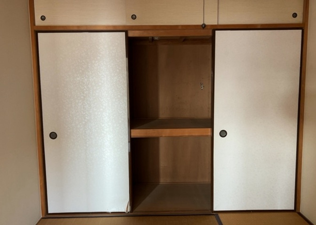 【収納】 | ライオンズマンション相模原南台 | 衣類や生活用品をまとめて収納できるクロゼットを備えております。お部屋の中に余計な荷物を置かずに済むため、6.0帖の居室空間をより広く有効に活用することができ、すっきりとした暮らしを実現できます。