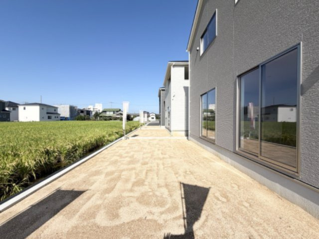【庭】 | クレイドルガーデン倉敷市連島町鶴新田第15 (全4棟)