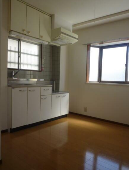 調布市布田５丁目の賃貸マンションのキッチン
