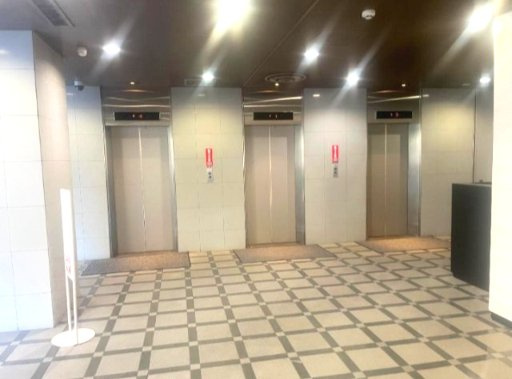 オリエンタル新大阪ビルのロビー