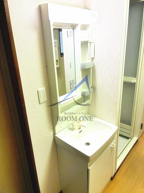 錦糸町YKOビルの洗面所|洗面台です。