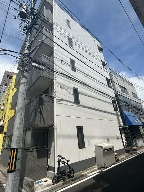 リアン駅前マンションの外観