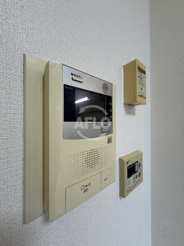 日生ロイヤルマンション十三のセキュリティ|インターホン