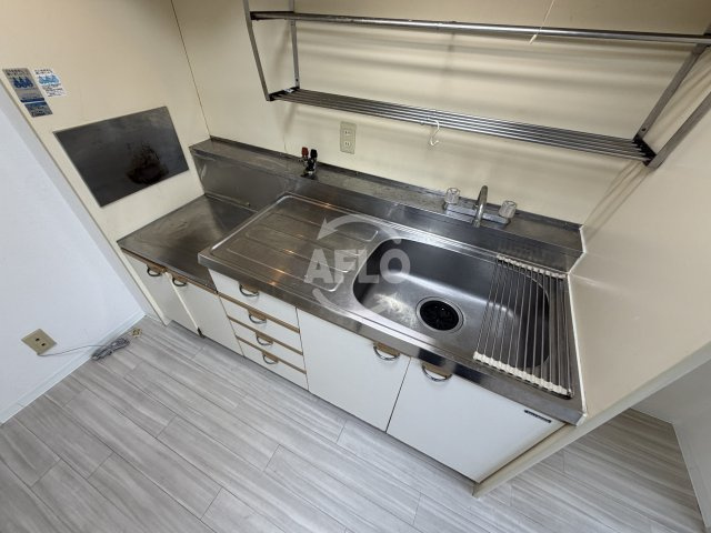 日生ロイヤルマンション十三のキッチン|キッチン