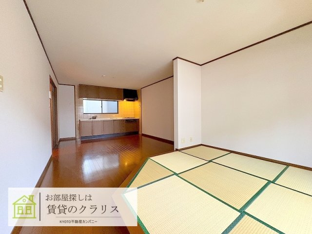 南区久世殿城町 貸家の居間・リビング