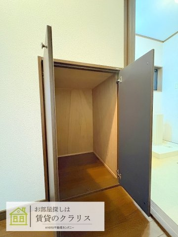 南区久世殿城町 貸家