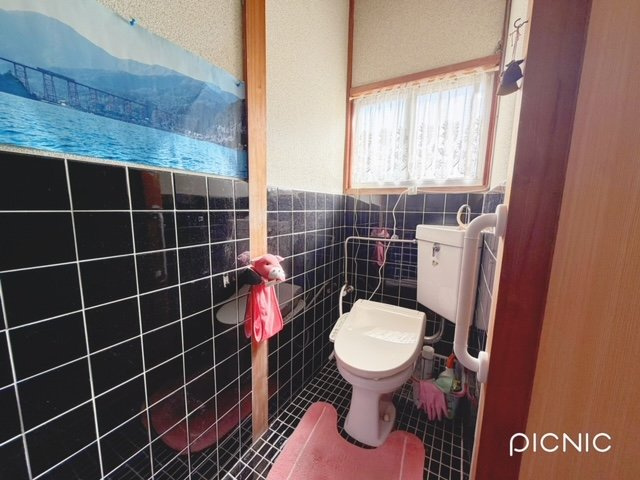 売地　明石市魚住町西岡の地図