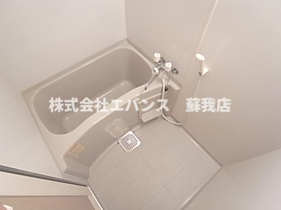【浴室】 | ラ・カーサおゆみⅠ | お風呂で日々の疲れを落としましょう