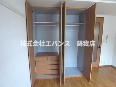 【収納】 | ラ・カーサおゆみⅠ | たっぷりとした収納スペースです