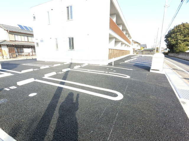 サンライトレジデンス　Ⅲの駐車場|駐車場
