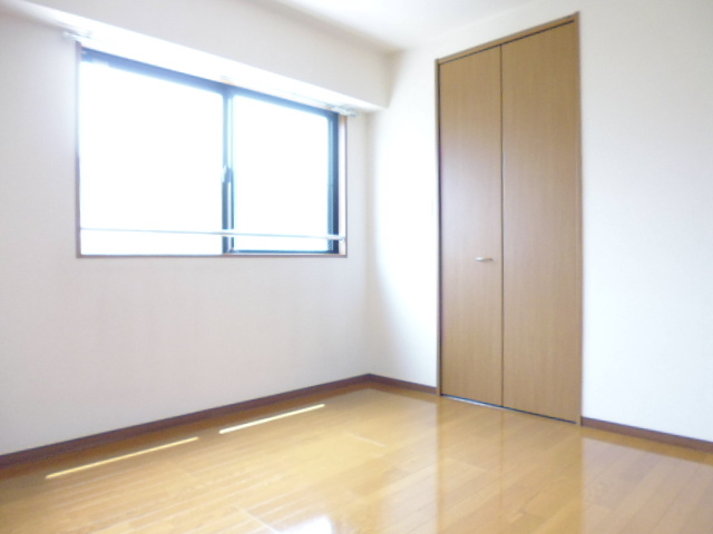 ウォークインクローゼット付き洋室６，７帖