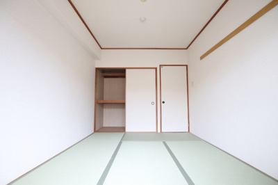 6帖和室