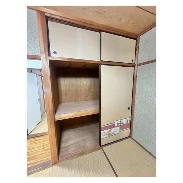 岐阜市鷺山のアパートの収納