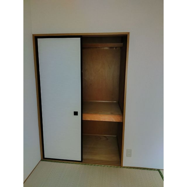 サンティーヌ神山の収納