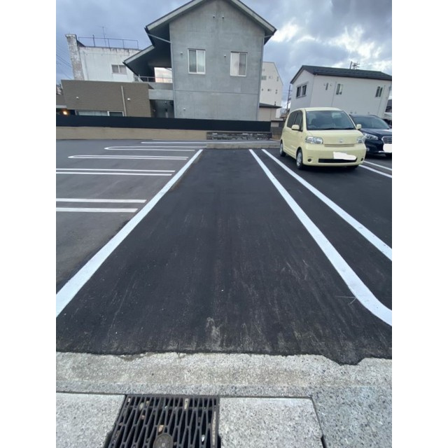 岐阜市千手堂南町４丁目の駐車場の駐車場