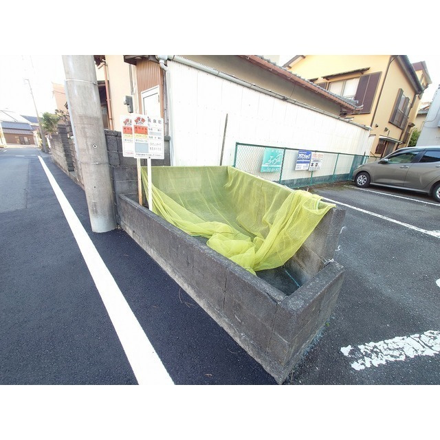 メゾンベルウッドＦのその他|専用ゴミステーション