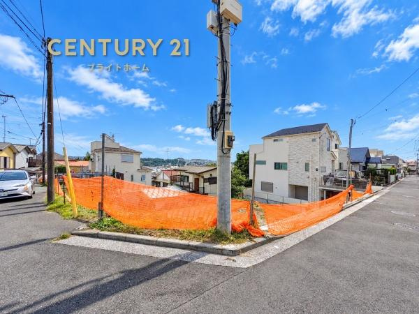 横浜市南区大岡１丁目の新築一戸建の前面道路含む現地写真|閑静な住宅街につき住環境良好です♪
お気軽にお問い合わせください。