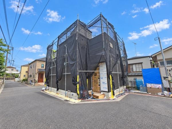 横浜市磯子区岡村３丁目の新築一戸建の前面道路含む現地写真|現在建築中の為、同仕様物件のご案内をさせて頂きます。
お車でご自宅まで送迎承ります。