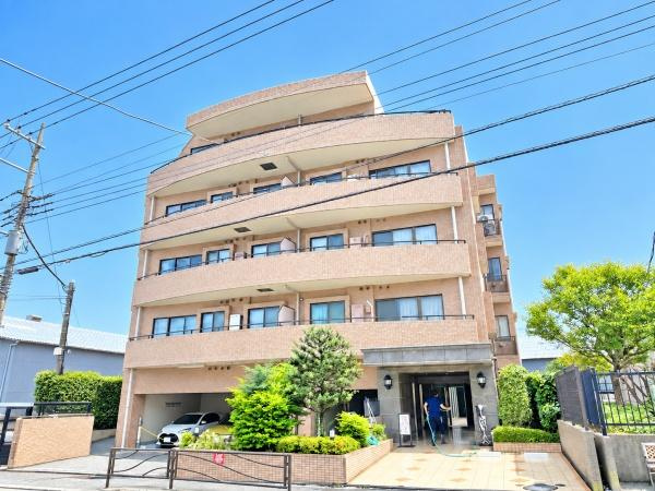 ヴィル・レーヴ鷺沼の外観|陽当たり良好、緑に包まれる自然豊かな邸宅地です！