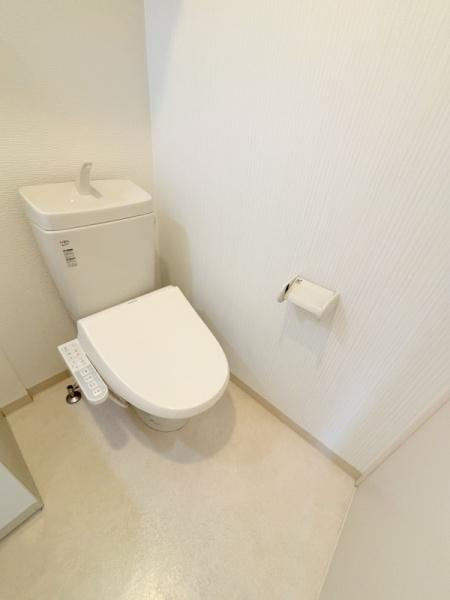 インザライフ大正RESIDENCEのトイレ|★トイレ兼オシャレな脱衣所★
