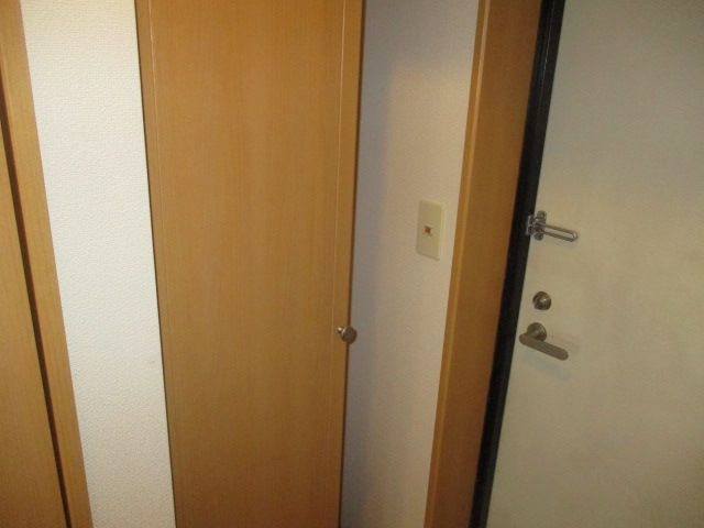 【玄関】 | エスポワール那の川