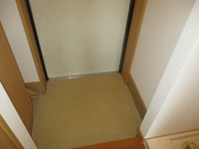 【玄関】 | エスポワール那の川
