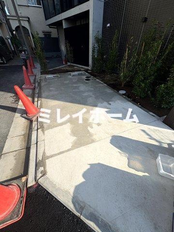 レガリス蒲田の駐車場