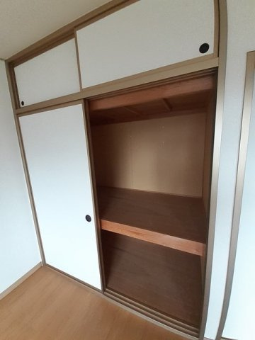 ハッピーシャトウⅡの収納