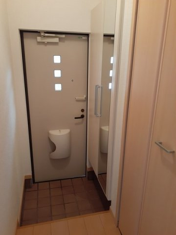 クレバー　レンドＡの玄関